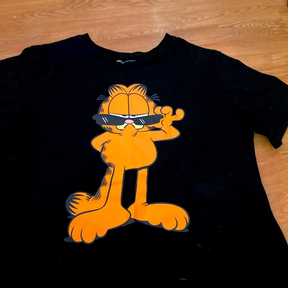 Garfield shirt